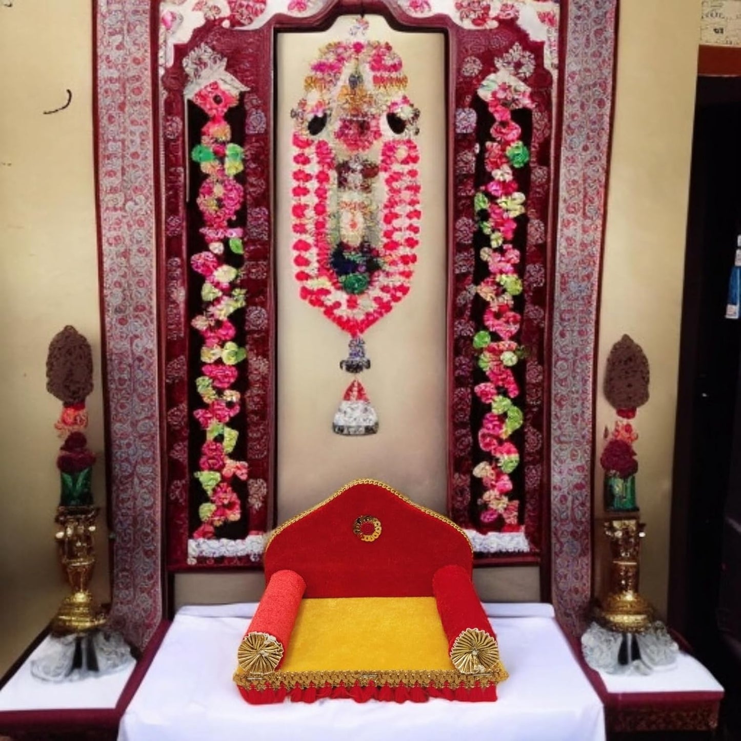 TATV QALAA Janmashtami Special Combo/Wooden Jhula/Palna, Kanha Dome Singhasan for Laddu Gopal/for Home/Mandir & Office Decorative Showpiece (24cm x 13cm x 28 cm)